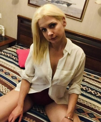 Я креативная, страстная и опытная индивидуалка. Живу в самом сердце Москвы, и готова подарить тебе незабываемое удовольствие! 💋 Я знаю, как сделать тебя счастливым и удовлетворенным. У меня есть шикарные фото, позволяющие оценить мою красоту и выразительность. Я могу предложить тебе разнообразные услуги, полные нежности и страсти. 🔥 Если хочешь отдохнуть от повседневной рутины и погрузиться в мир наслаждения, ты обратился по адресу. Уверена, что тебе понравится время проведенное со мной. Позвони мне, и я помогу тебе осуществить все твои сокровенные желания. 💫 Жду тебя, мой дорогой, чтобы твои фантазии стали реальностью! 💖 2338, 38 лет